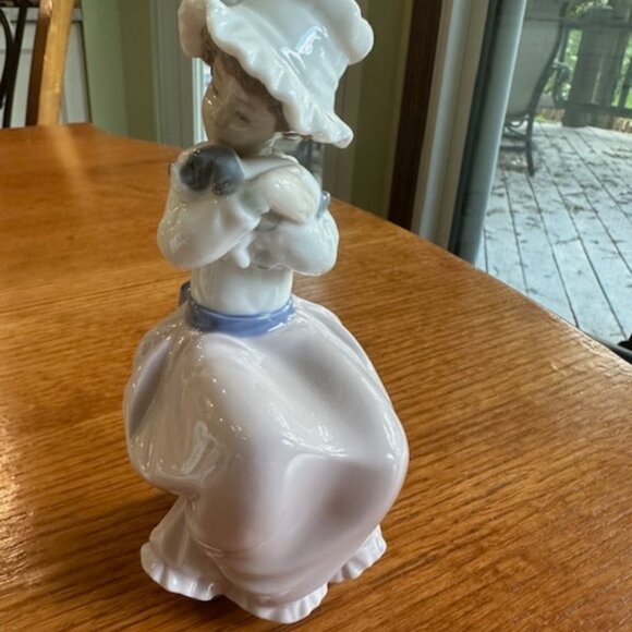 Nao by Lladro A Big Hug Girl with Puppy Special Edition Retired in 1987 (#2361B)